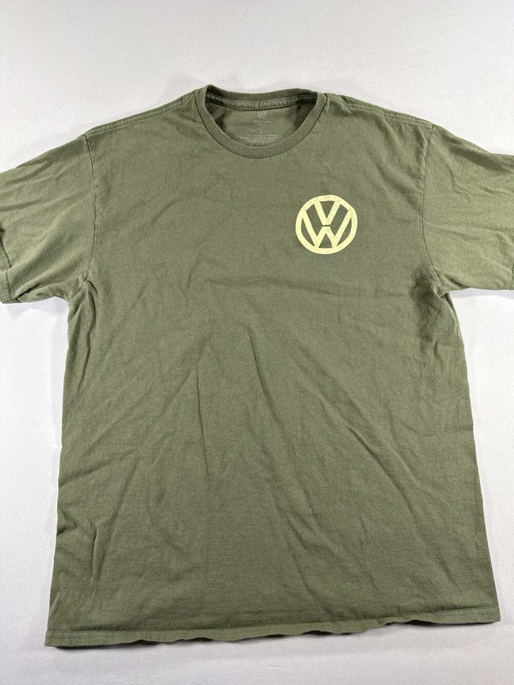 Volkswagen Sasquatch Bigfoot Relaxing Camping Van Graphic Olive Green T-Shirt Si